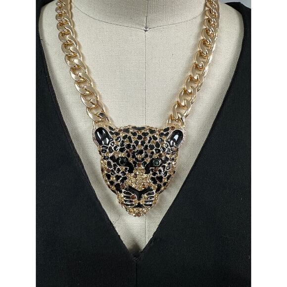 Natasha Signed Leopard 🐆 statement necklace Gold NEW with tags - Picture 2 of 4